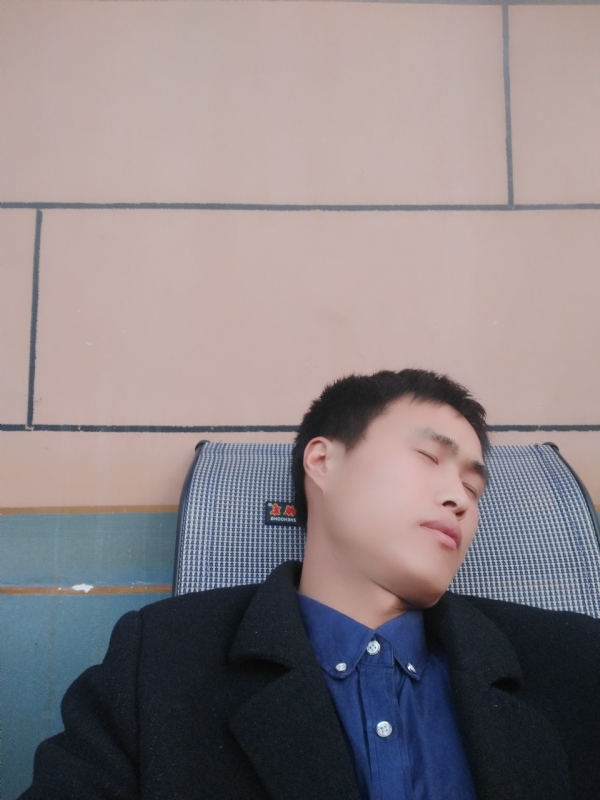 有钱爱情才能长久的第一张照片--安溪交友网