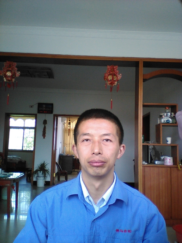 红玫瑰的第一张照片--安溪交友网