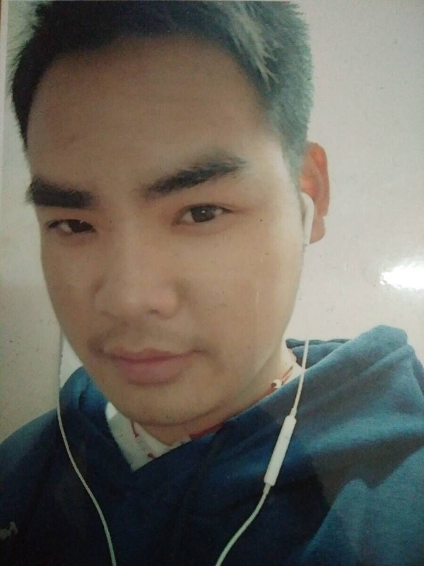 渴望爱的第一张照片--安溪交友网
