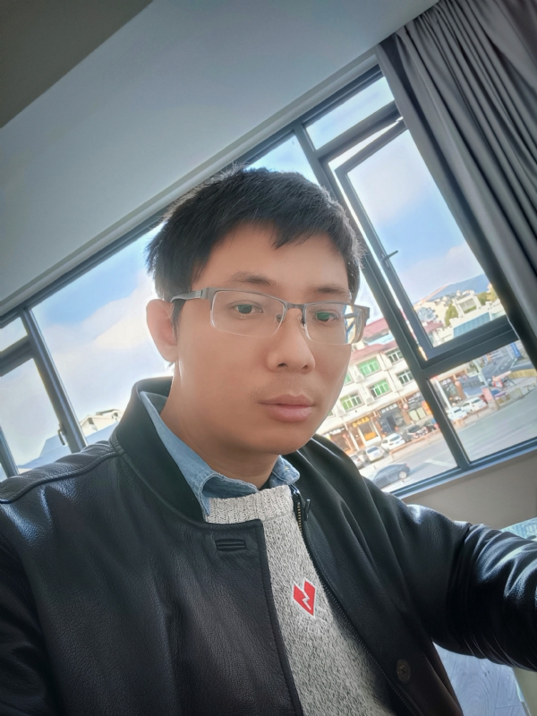 也许只是缺少一个拥抱的第二张照片--安溪交友网