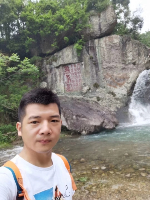 愿得一人心的第一张照片--安溪交友网