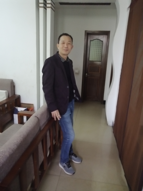 相亲相爱的第一张照片--安溪交友网