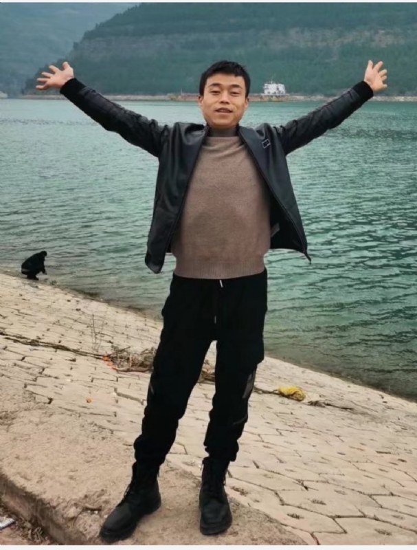 寂寞的风的第二张照片--安溪交友网
