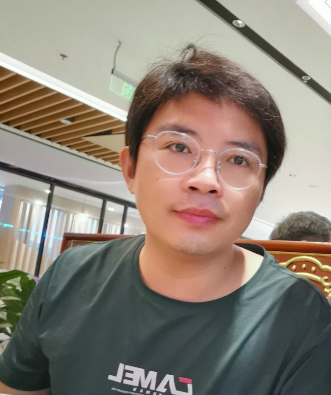 陆迅的第三张照片--安溪交友网
