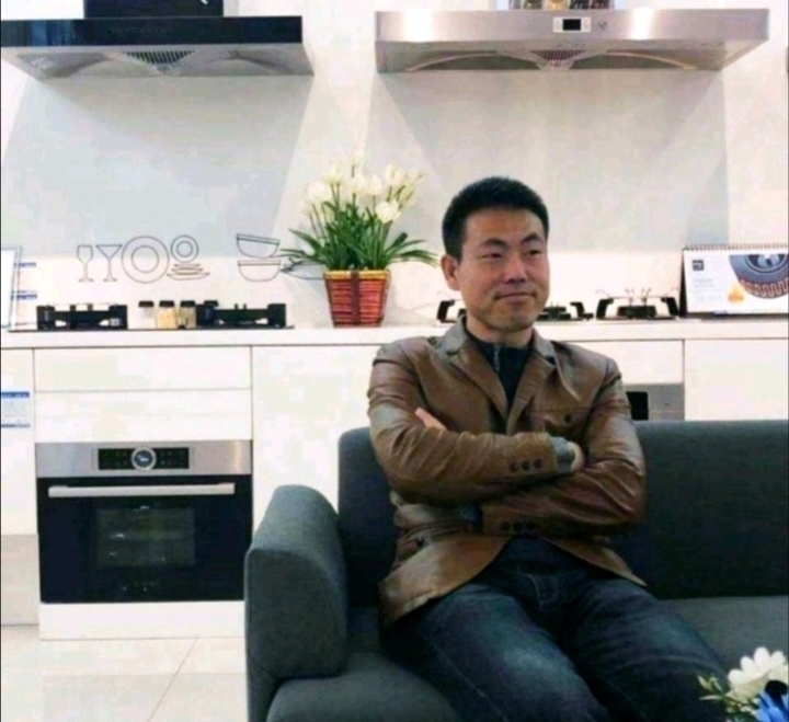 奋斗的执着的第一张照片--安溪交友网
