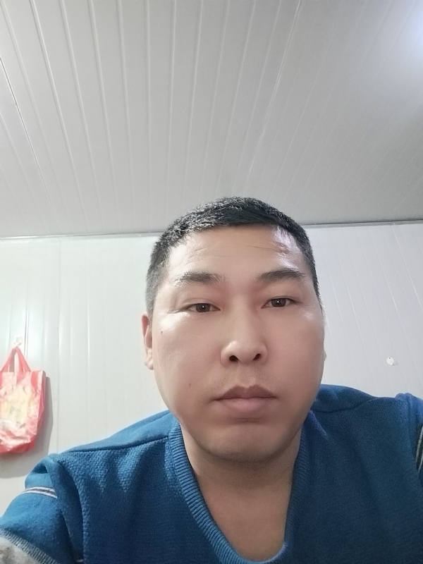 开着拖拉机去兜风的第一张照片--安溪交友网